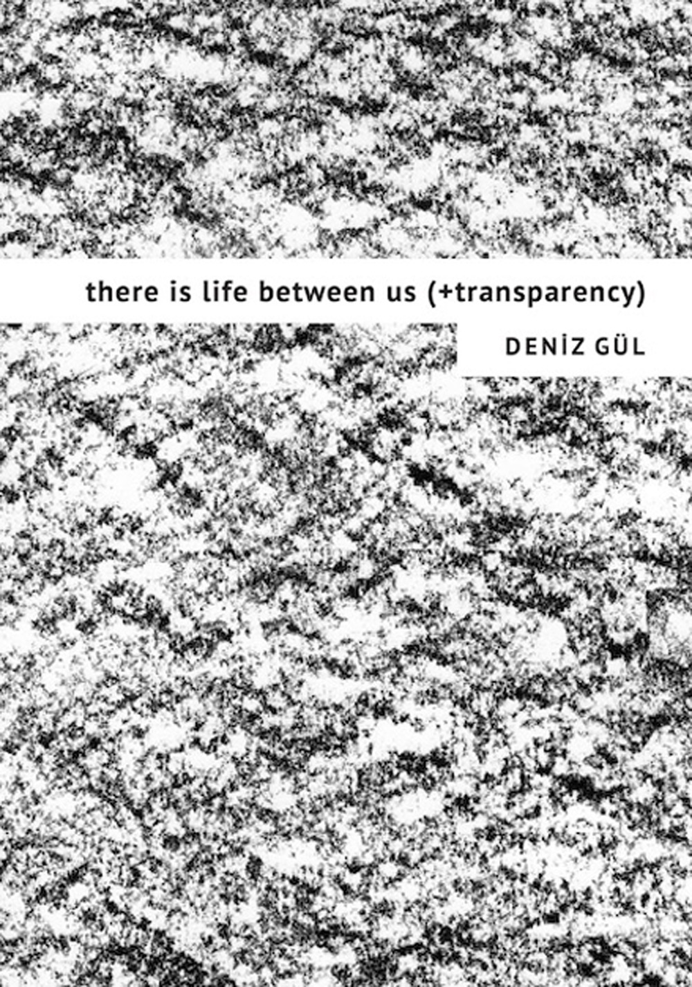 There is life between us (+transparency). Ediz. illustrata