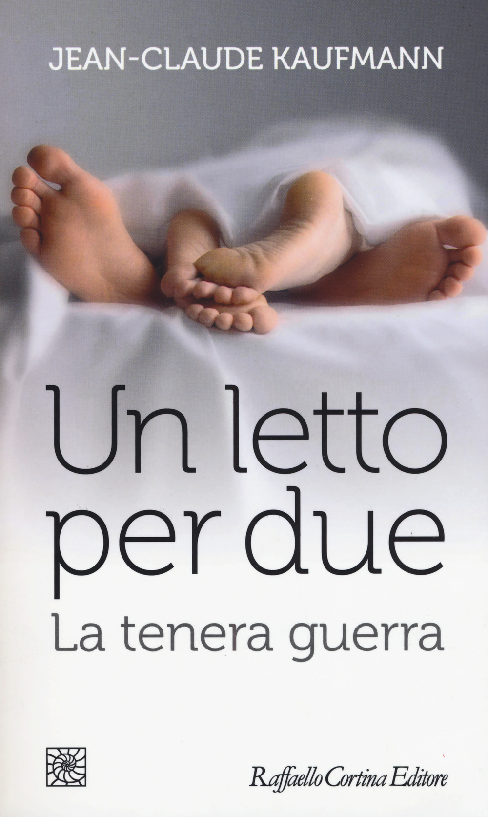 Un letto per due. La tenera guerra