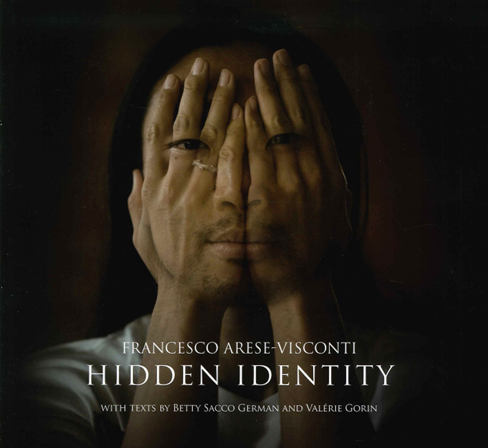 Hidden identity. The italian-chinese community in Prato. Ediz. illustrata