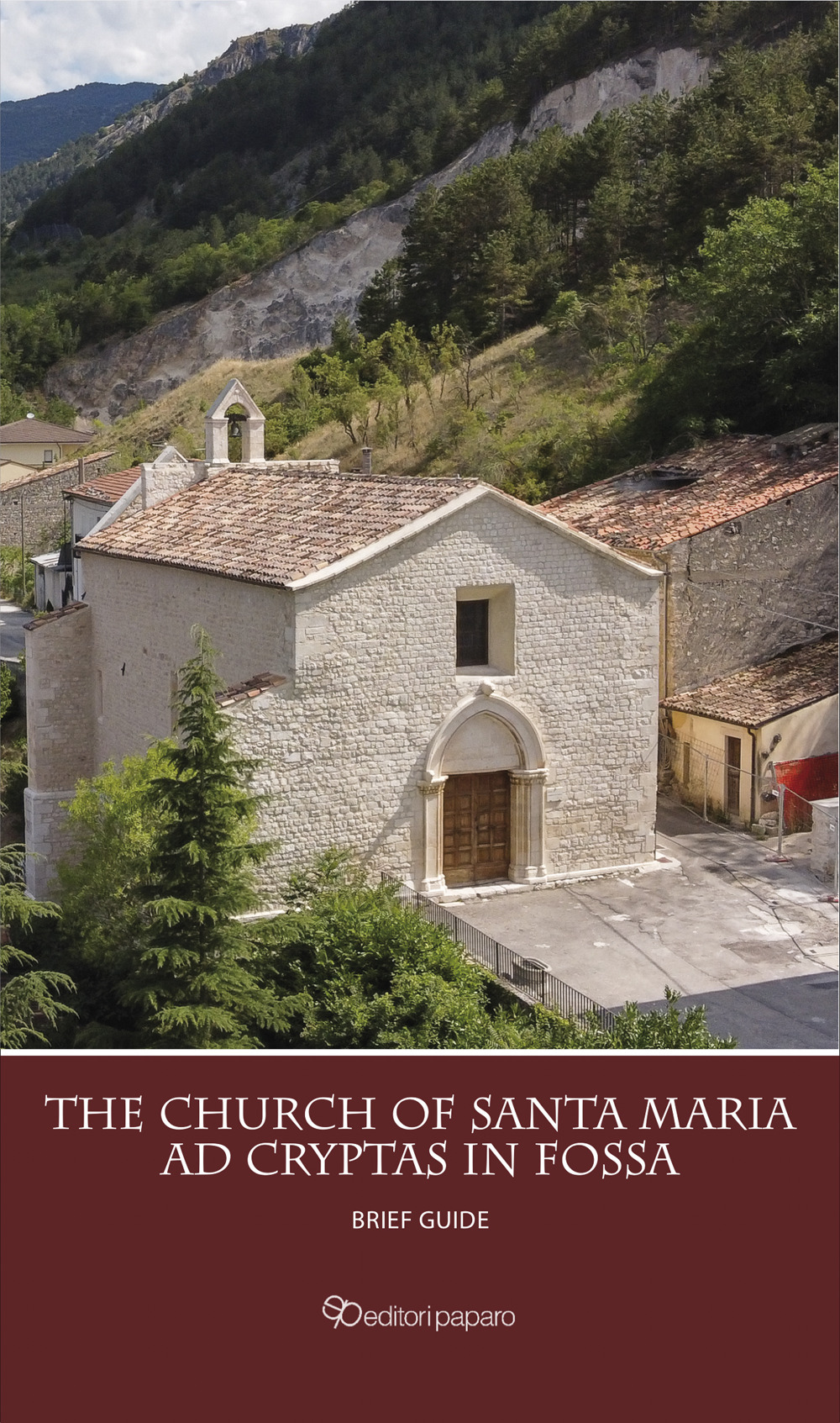 The church of Santa Maria ad Cryptas in Fossa. Brief guide